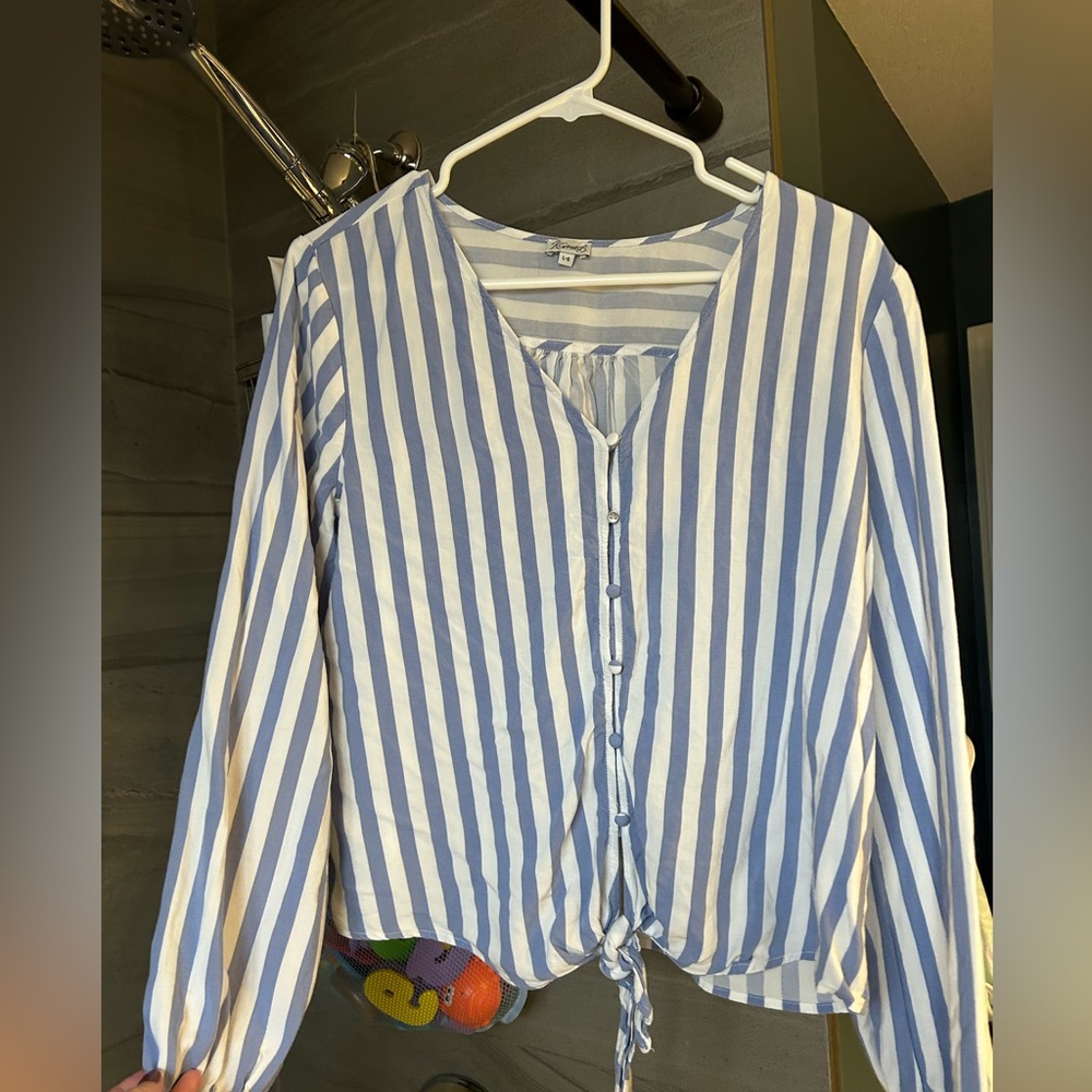 Women’s blouse